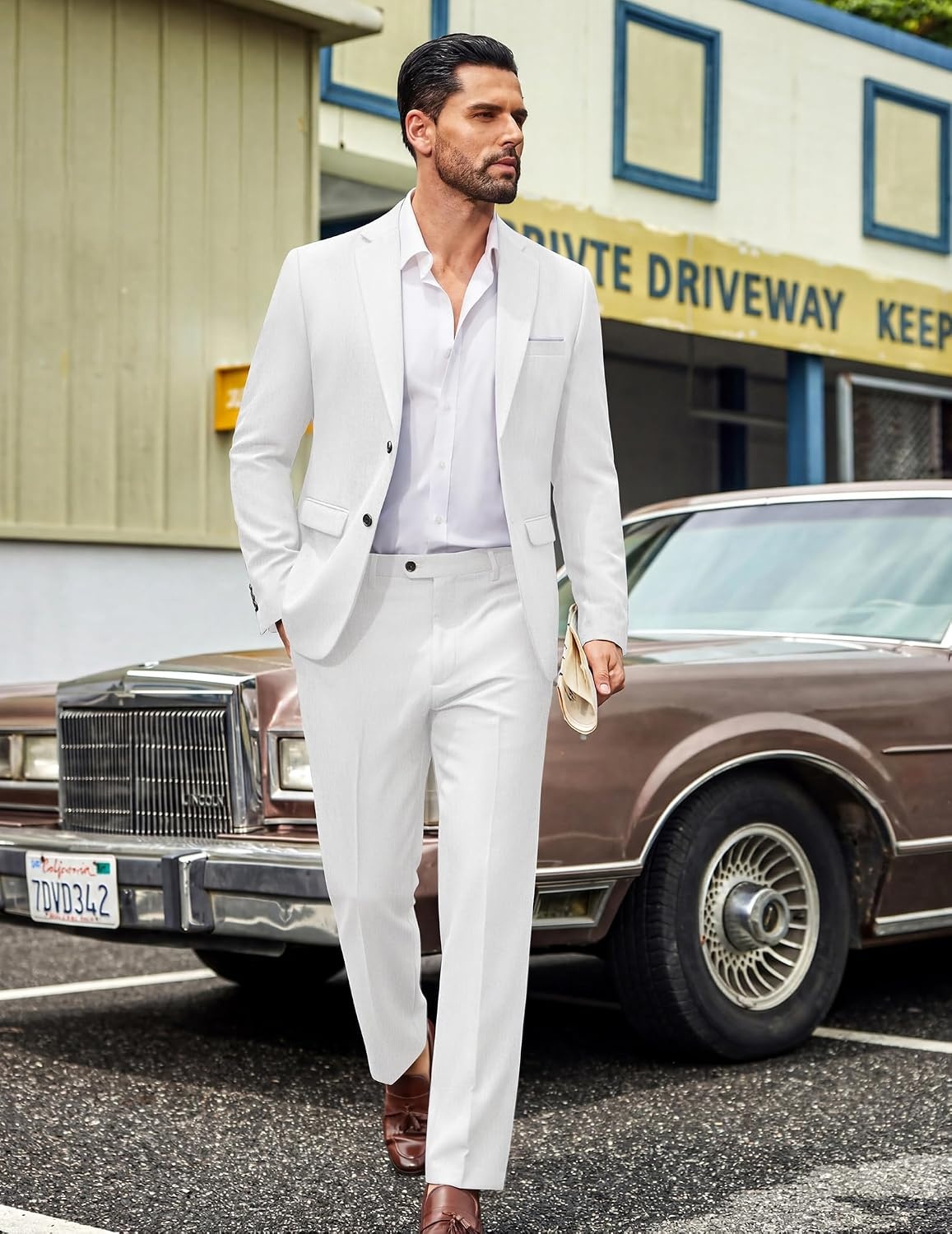 image:imageCOOFANDY Mens Suits 2 Piece Classic Fit Casual Suits Set 2 Button SuitWhite