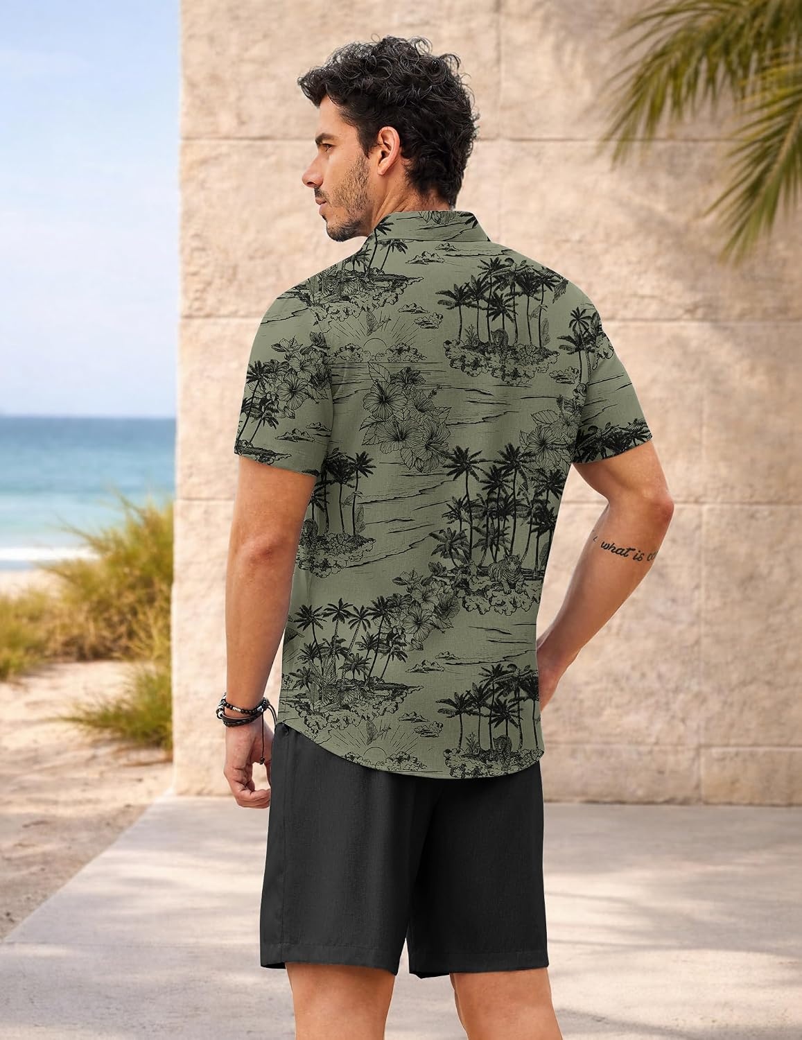 image:imageCOOFANDY 2 Piece Set for Men Cruise Outfits Set Mens Summer Vacation Outfit Short Sleeve Button Down ShirtsDark Green Print