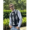 COOFANDY Men’s Sleeveless V Neck Pullover Sweater Argyle Knit Vest Sweaters(Gw262 Black and Gray Plaid)