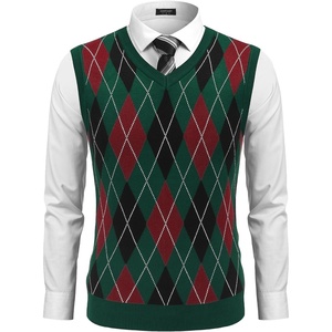 COOFANDY Men’s Sleeveless V Neck Pullover Sweater Argyle Knit Vest Sweaters(Gw345 Green and Black Plaid)